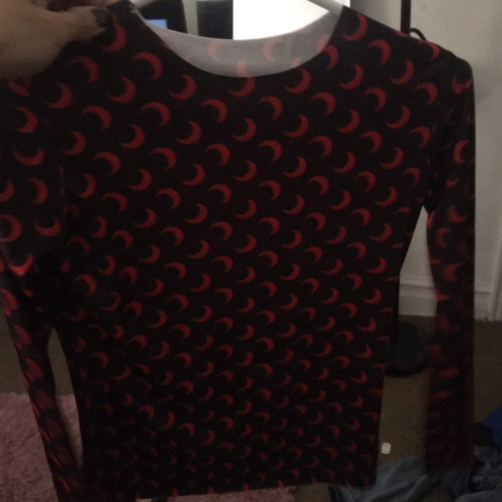Kylie Crescent moon shirt